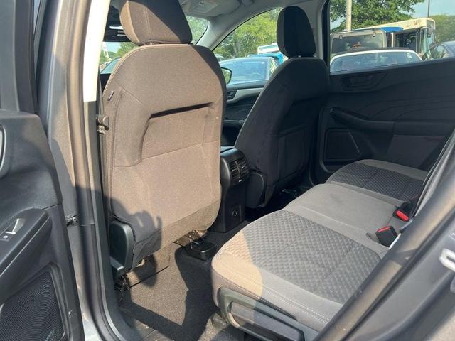 Photo of 2022 Carbonized Gray Metallic Ford Escape