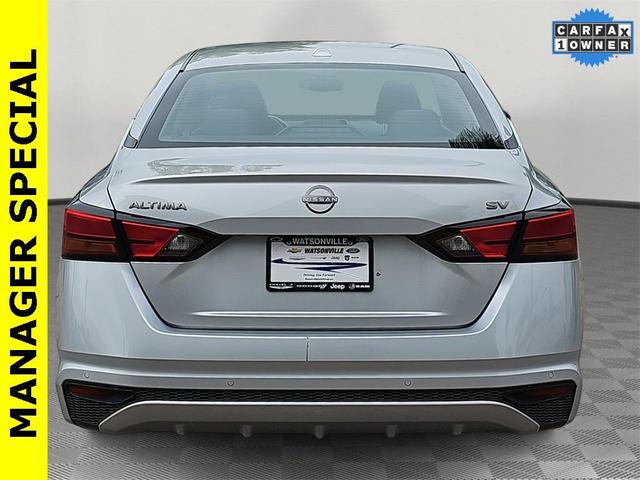 Photo of 2023 Brilliant Silver Metallic Nissan Altima