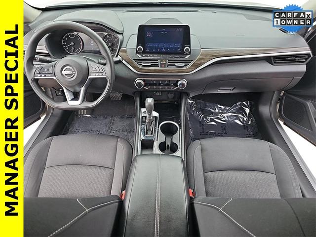 Photo of 2023 Brilliant Silver Metallic Nissan Altima