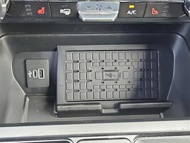 Photo of 2025 White Ford F-150