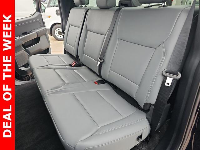 Photo of 2025 Blue Metallic Ford F-150 Lightning