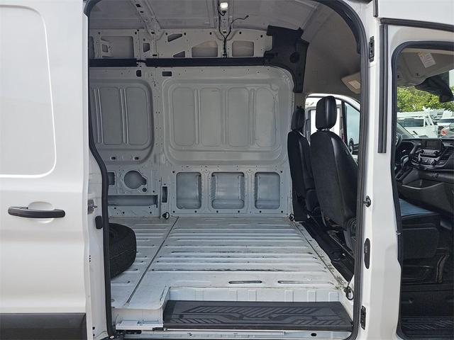 Photo of 2023 Oxford White Ford Transit-250