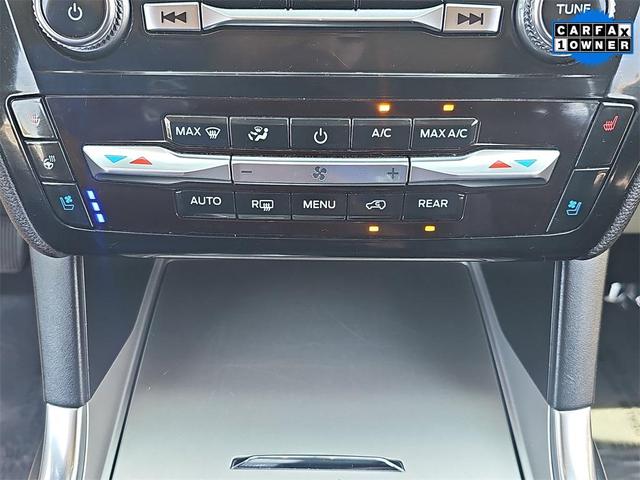 Photo of 2023 Silver Metallic Ford Explorer