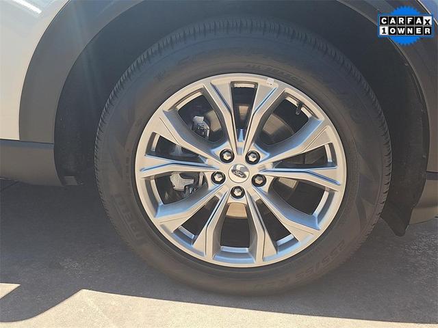 Photo of 2023 Silver Metallic Ford Explorer