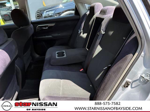 Photo of 2013 Brilliant Silver Metallic Nissan Altima
