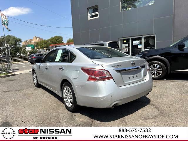 Photo of 2013 Brilliant Silver Metallic Nissan Altima