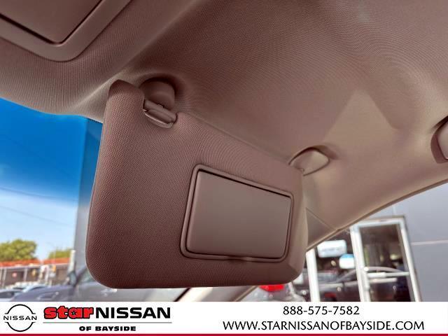 Photo of 2013 Brilliant Silver Metallic Nissan Altima