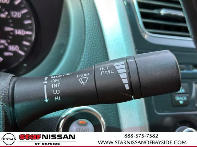 Photo of 2013 Brilliant Silver Metallic Nissan Altima