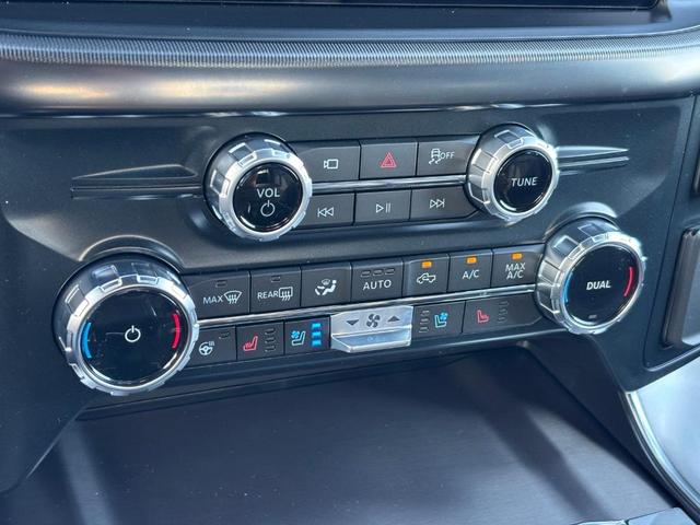 Photo of 2025 White Metallic Ford F-150