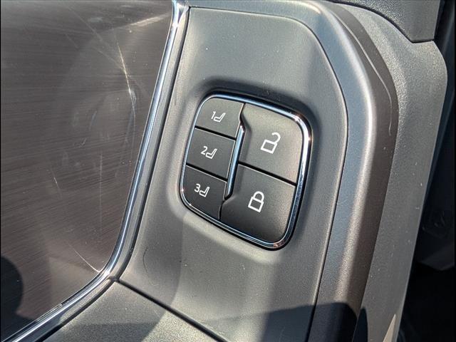 Photo of 2025 Space White Metallic Ford F-150