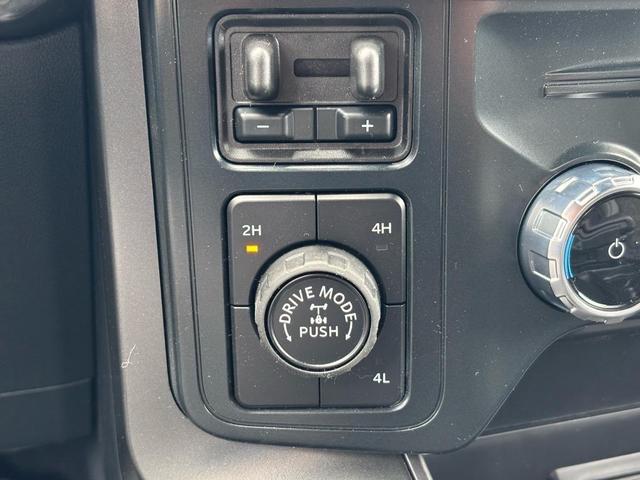 Photo of 2025 Oxford White Ford F-150