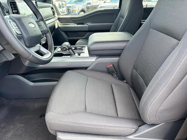 Photo of 2025 Gray Metallic Ford F-150