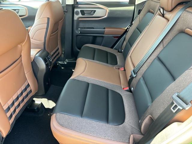 Photo of 2025 Green Metallic Ford Bronco Sport