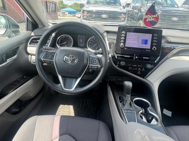 Photo of 2024 White Toyota Camry