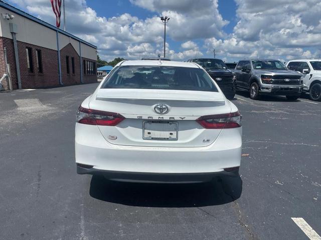 Photo of 2024 White Toyota Camry