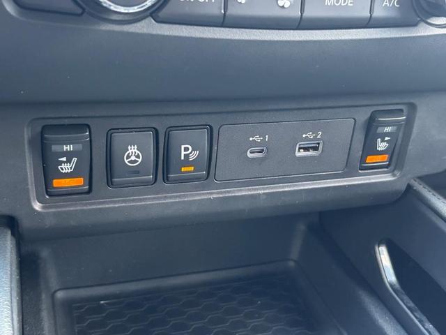 Photo of 2022 Gun Metallic Nissan Frontier