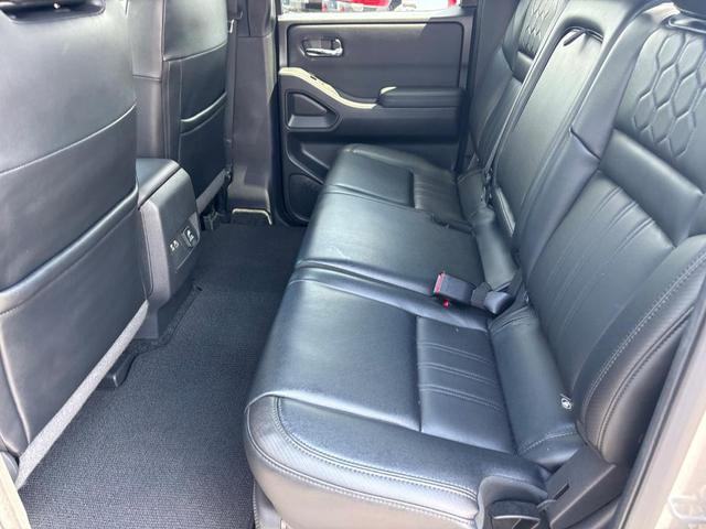Photo of 2022 Gun Metallic Nissan Frontier
