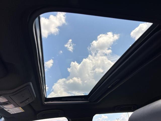 Photo of 2022 Gun Metallic Nissan Frontier