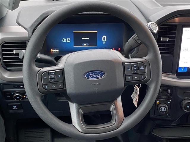 Photo of 2025 Oxford White Ford F-150