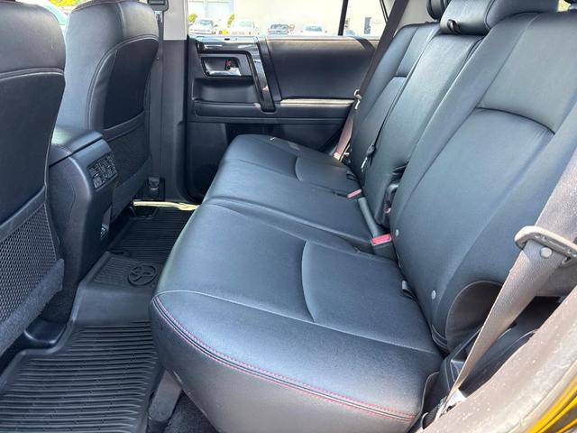 Photo of 2022 Black Toyota 4Runner