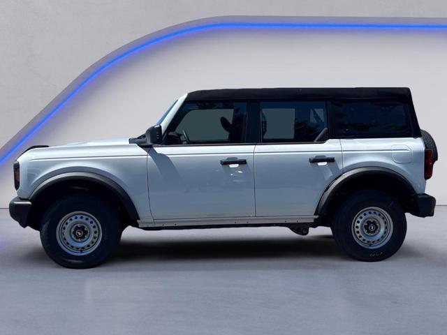Photo of 2025 Oxford White Ford Bronco