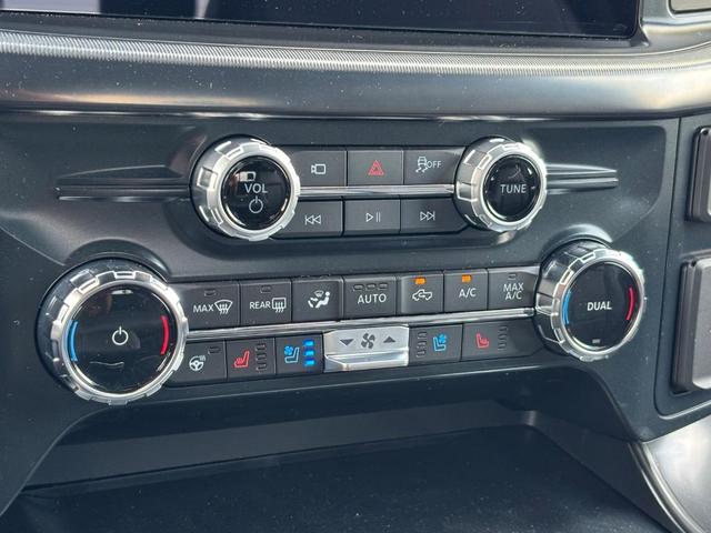 Photo of 2025 White Metallic Ford F-150