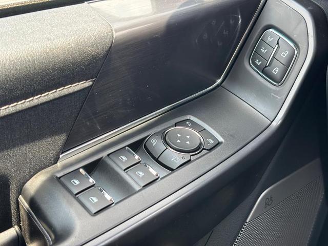 Photo of 2025 White Metallic Ford F-150