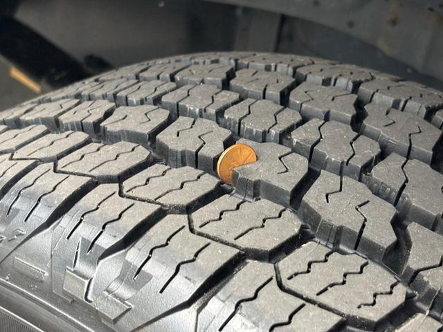 Photo of 2018 Shadow Black Ford F-150
