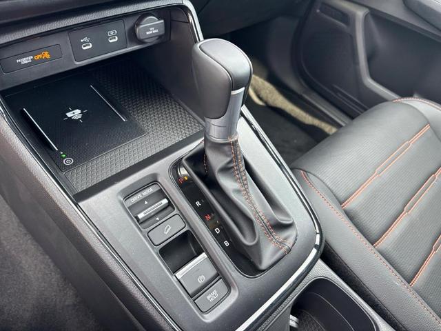 Photo of 2026 White Honda CR-V Hybrid