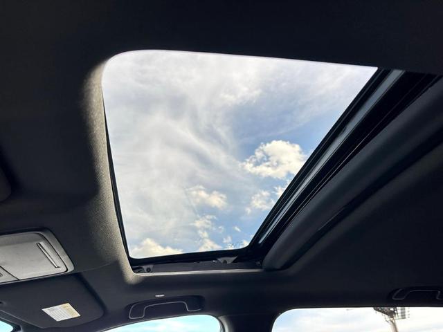 Photo of 2026 White Honda CR-V Hybrid