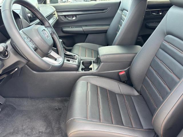 Photo of 2026 White Honda CR-V Hybrid