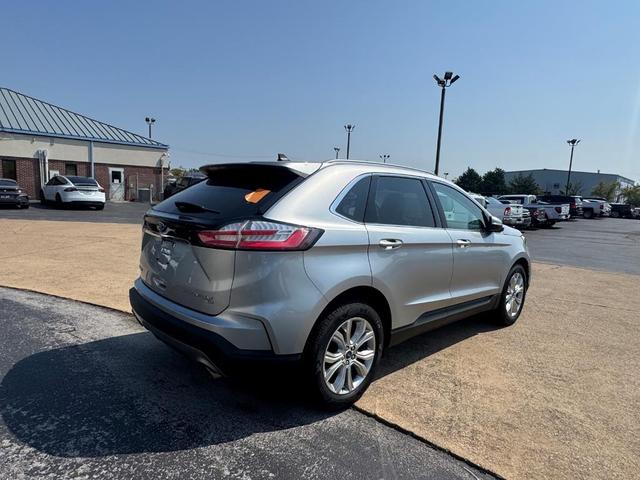 Photo of 2020 Silver Metallic Ford Edge