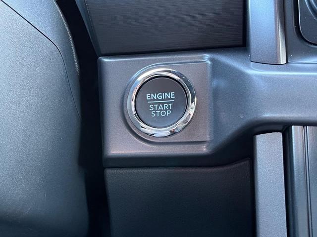 Photo of 2025 White Metallic Ford F-150