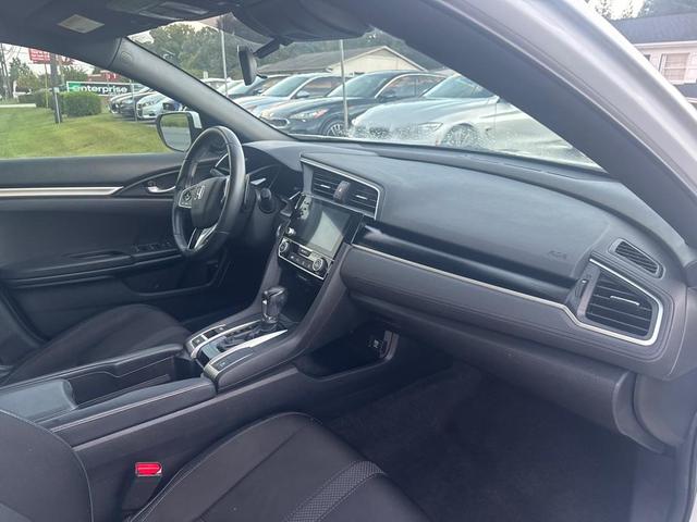 Photo of 2020 Platinum White Pearl Honda Civic
