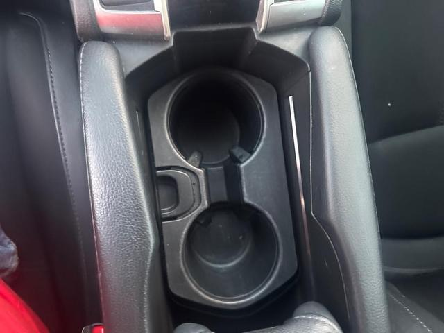 Photo of 2020 Platinum White Pearl Honda Civic