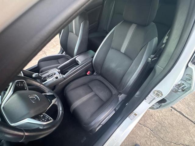 Photo of 2020 Platinum White Pearl Honda Civic