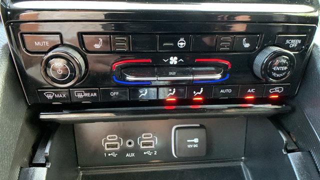 Photo of 2024 Silver Zynith Jeep Grand Cherokee L