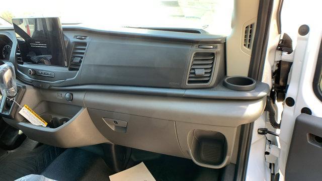 Photo of 2023 White Ford Transit-350