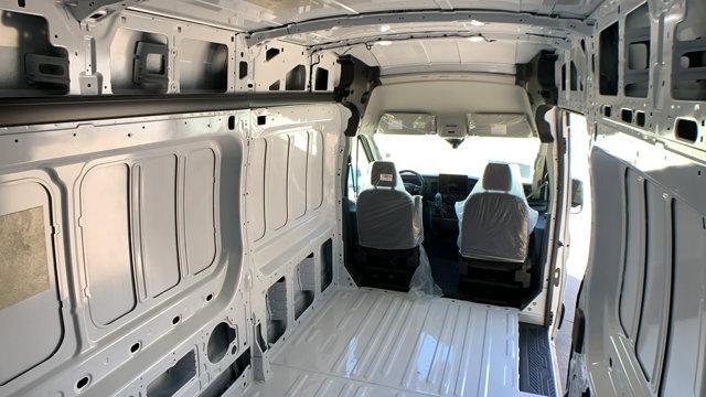 Photo of 2023 White Ford Transit-350