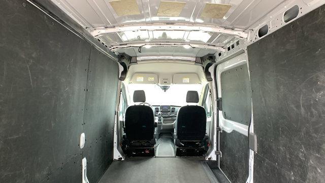 Photo of 2023 White Ford Transit-250