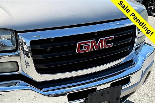Photo of 2006 Silver Birch Metallic GMC Sierra 1500
