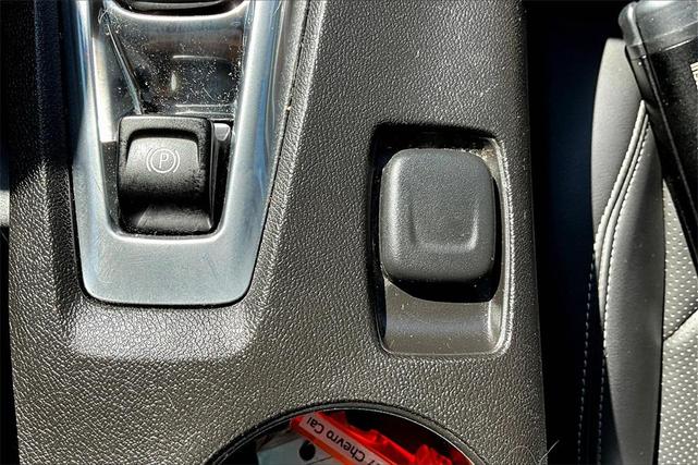 Photo of 2017 Summit White Chevrolet Camaro