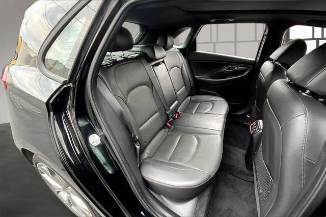 Photo of 2020 Black Noir Pearl Hyundai Elantra GT