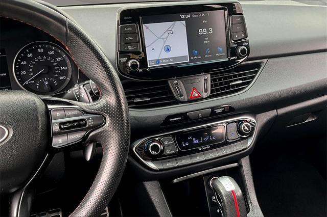 Photo of 2020 Black Noir Pearl Hyundai Elantra GT