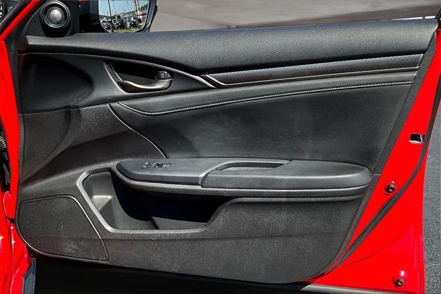 Photo of 2018 Rallye Red Honda Civic