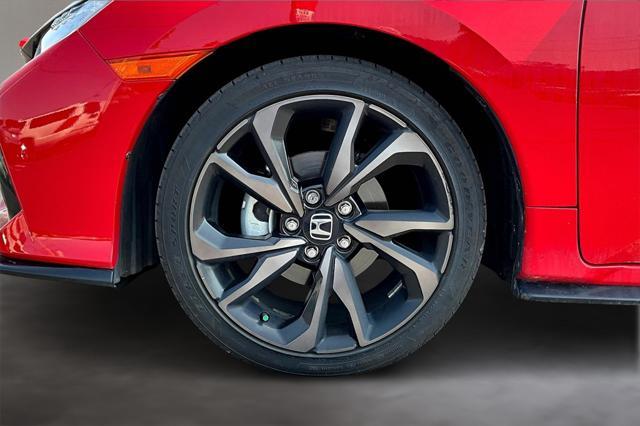 Photo of 2018 Rallye Red Honda Civic