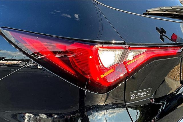 Photo of 2023 Majestic Black Pearl Acura MDX