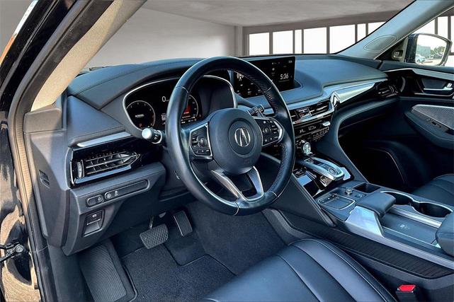 Photo of 2023 Majestic Black Pearl Acura MDX