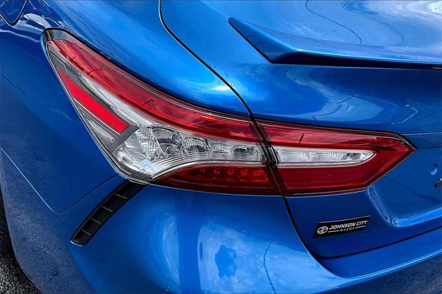 Photo of 2018 Blue Toyota Camry