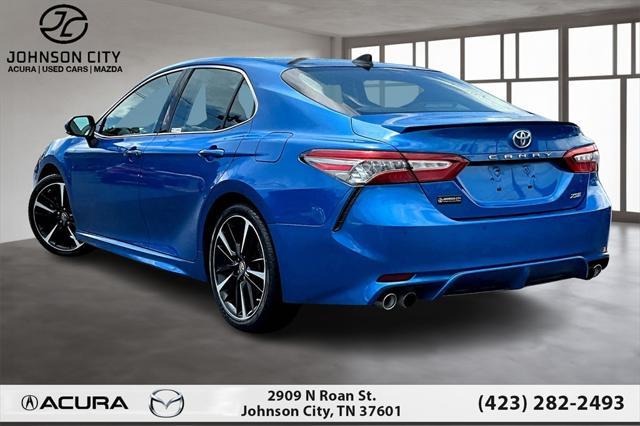 Photo of 2018 Blue Toyota Camry